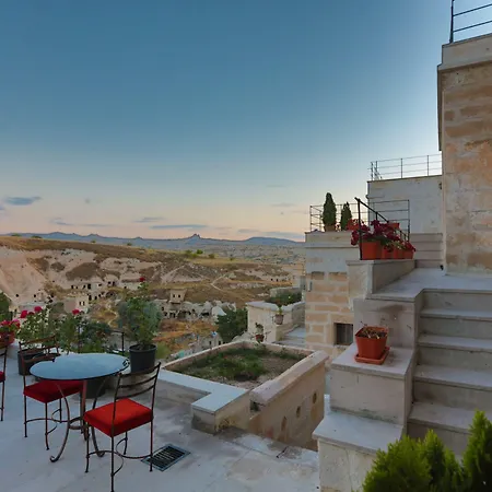 Hotel Fairyland Cave