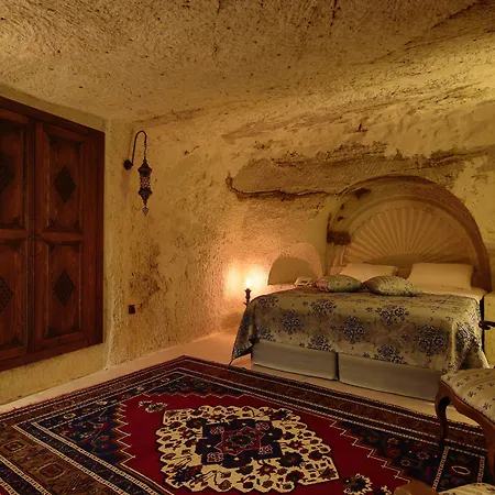 Hotel Fairyland Cave