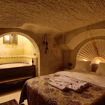 Hotel Fairyland Cave