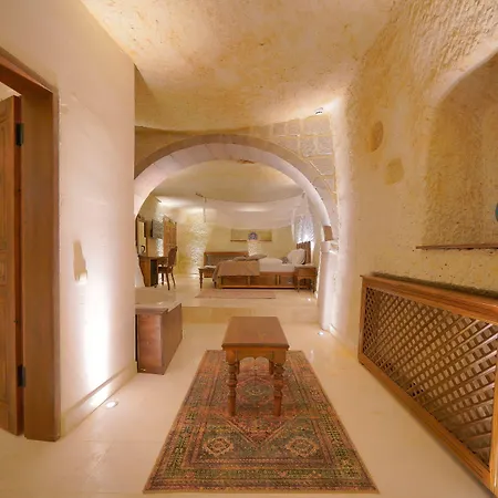 Fairyland Cave Hotel 3*