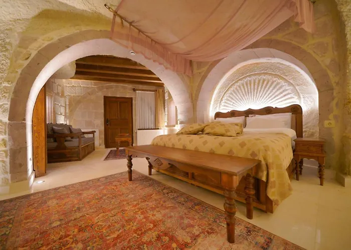 Hotel Fairyland Cave