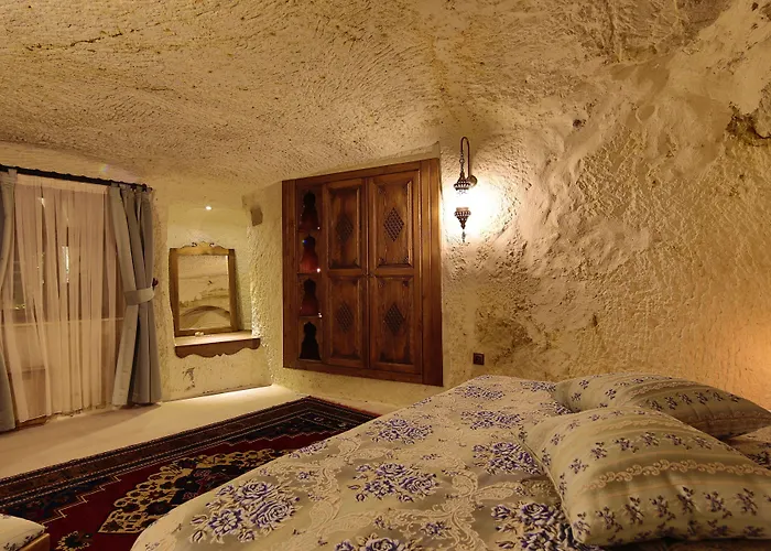 מלון Fairyland Cave 3*