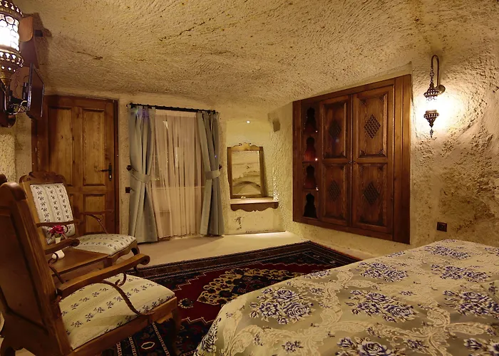 Fairyland Cave Hotel